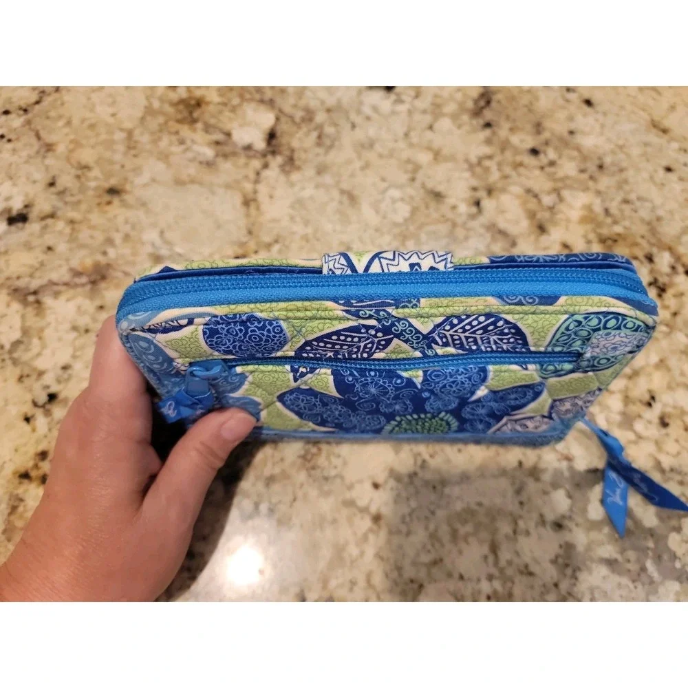 Vera Bradley Turn Lock Wallet Floral Green/Blue Quilted Zip Around Clutch